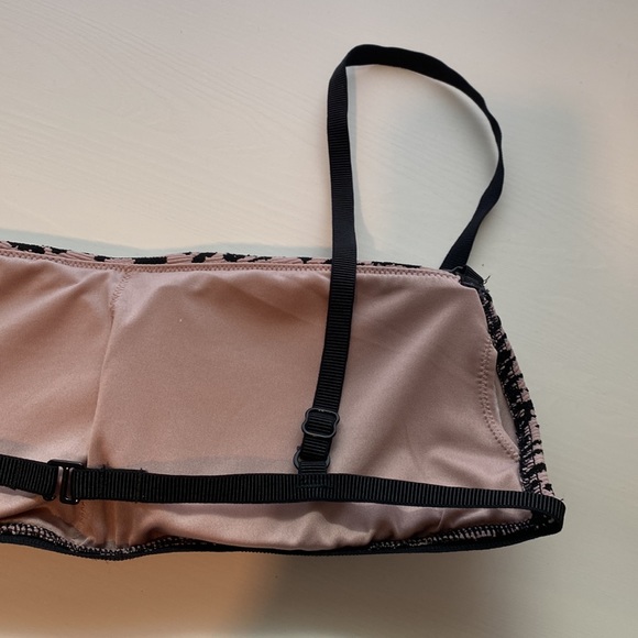 Victoria’s Secret Leopard Bikini Top - Picture 6 of 6